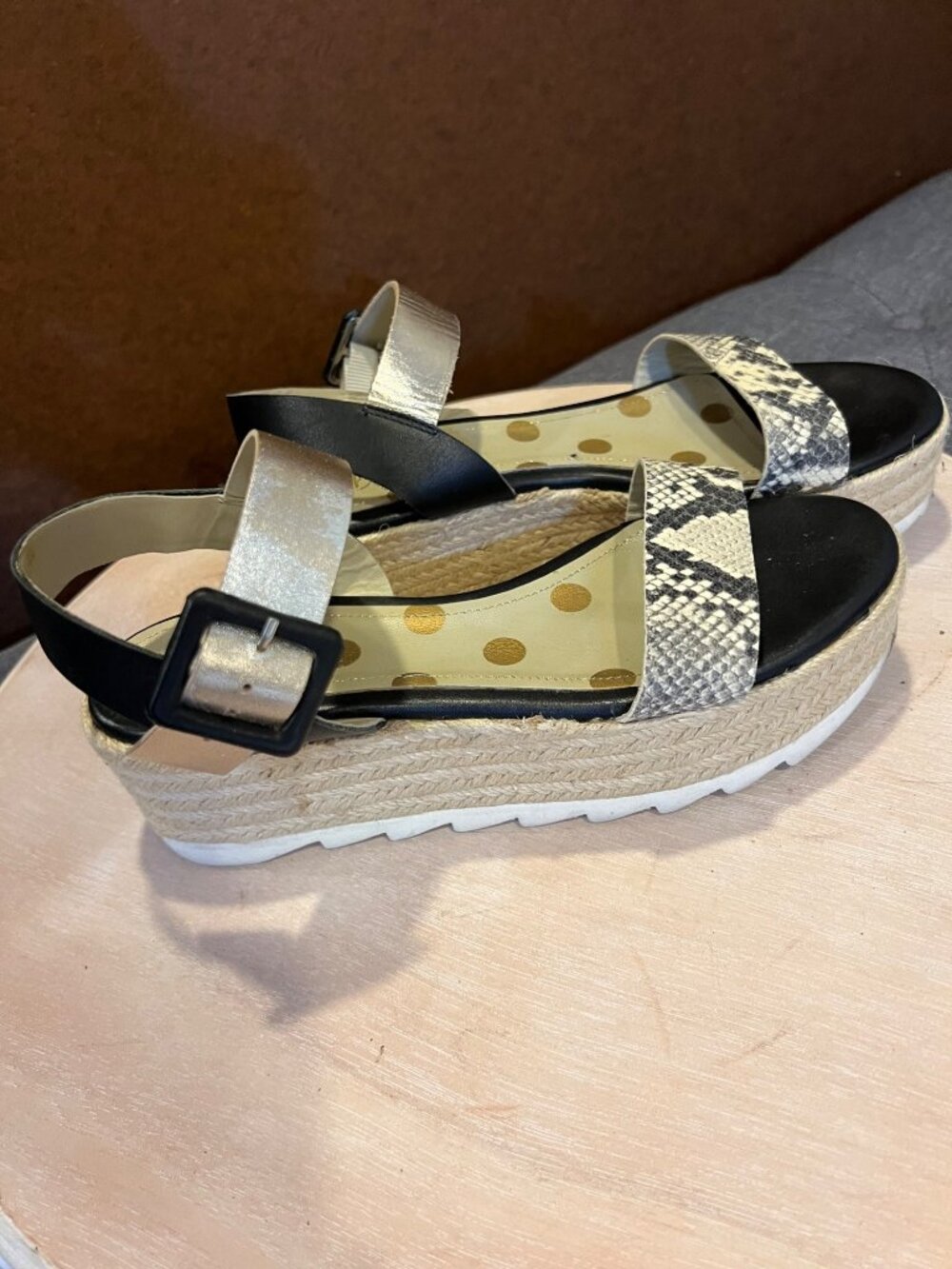 Boden women’s wedge sandals Lena snakeskin black metallic size 6
